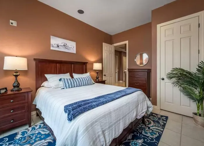 Desert Calm - North Four Bedroom Pool And Holiday home Scottsdale