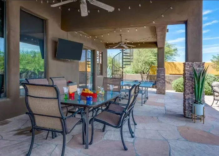 Desert Calm - North Four Bedroom Pool And Holiday home Scottsdale