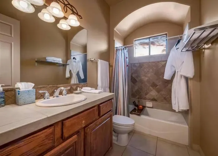 Desert Calm - North Four Bedroom Pool And *